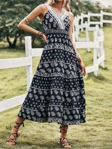 SHEIN VCAY 佩斯利印花蕾絲拼接多層下擺洋裝 - 黑色 - 查看 4