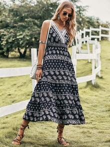 SHEIN VCAY 佩斯利印花蕾絲拼接多層下擺洋裝 - 黑色 - 查看 6