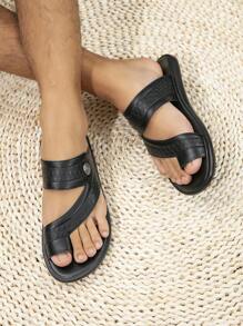 Men's Fashionable Black Slip-on Geometric Pattern Slippers - Black - View 3