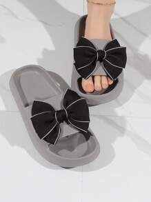 preppy Zapatillas para con diseño de lazo Chanclas banda única
