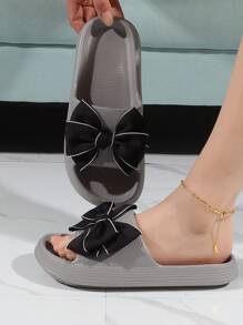 preppy Zapatillas para con diseño de lazo Chanclas banda única