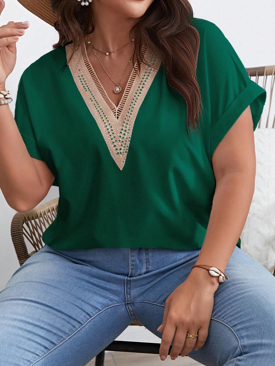 SHEIN LUNE Blusa panel con encaje de manga murciélago - Verde - Ver 1