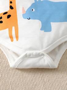 Baby Boy Cartoon Graphic Bodysuit & Shorts & Hat