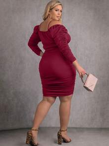 Plus Crisscross Front Ruched Bodycon Dress - Burgundy - View 2