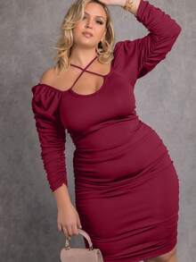 Plus Crisscross Front Ruched Bodycon Dress - Burgundy - View 3