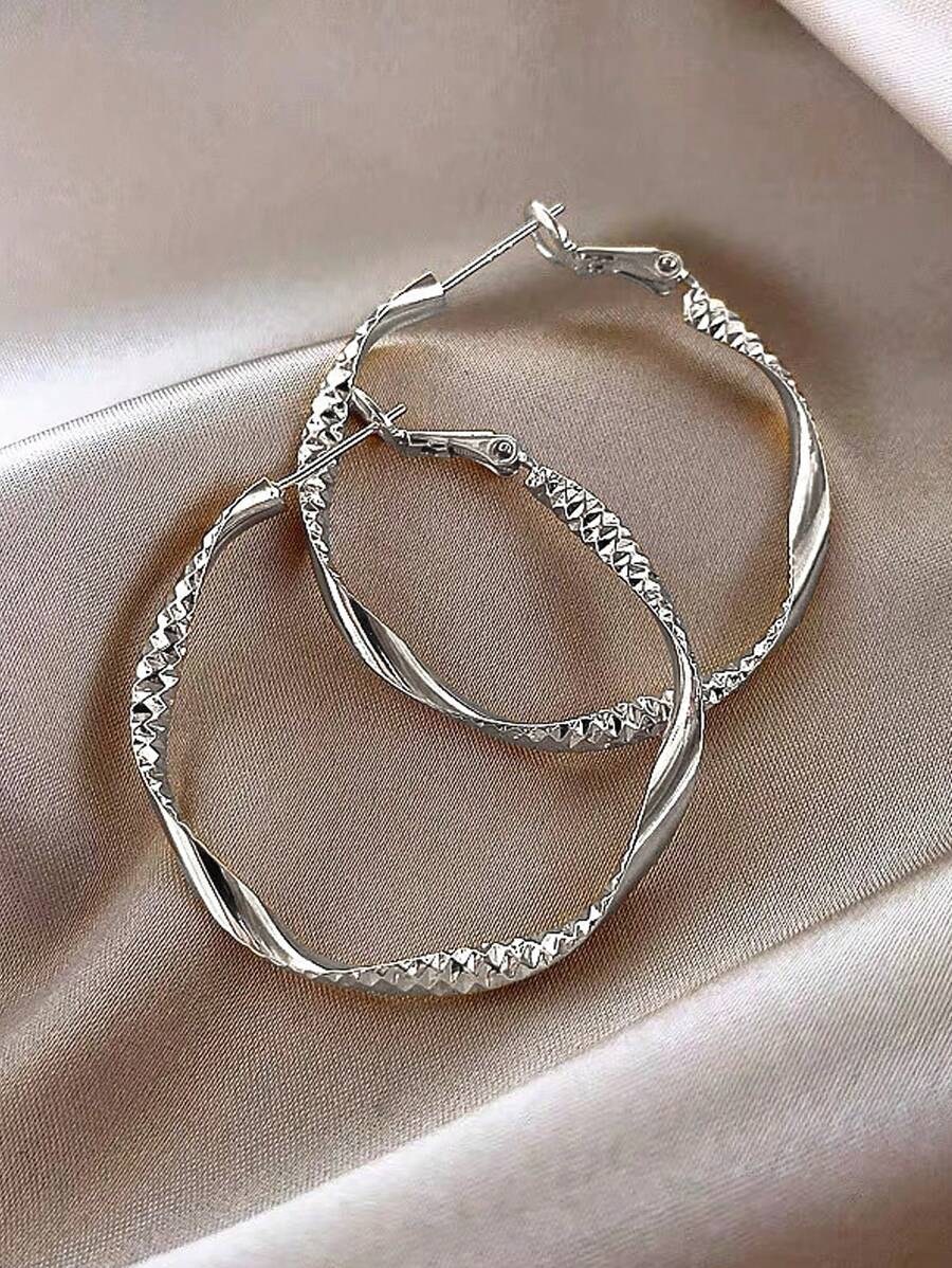 1pair Fashionable Twist Detail Hoop Earrings For Women For Daily Decoration
