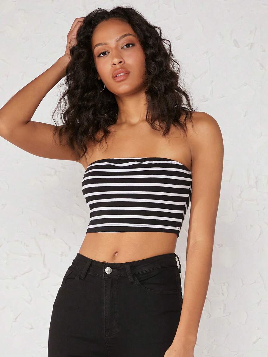 SHEIN BASICS Top tubo crop con estampado de rayas - Blanco y Negro - Ver 1