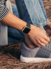 1 dây đeo tương thích với phụ kiện thay thế đồng hồ thông minh Fitbit Versa/Versa2/Lite Dây đeo thay thế vòng đeo tay silicon thể thao Tương thích với dây đeo cổ tay Fitbit Versa Phụ kiện dây đeo đồng hồ thông minh - màu đen - Xem 2