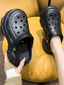 Fashion Black Vented Clogs For Women, Hollow Out Design Two Way Wear EVA Clogs - Black - View 1