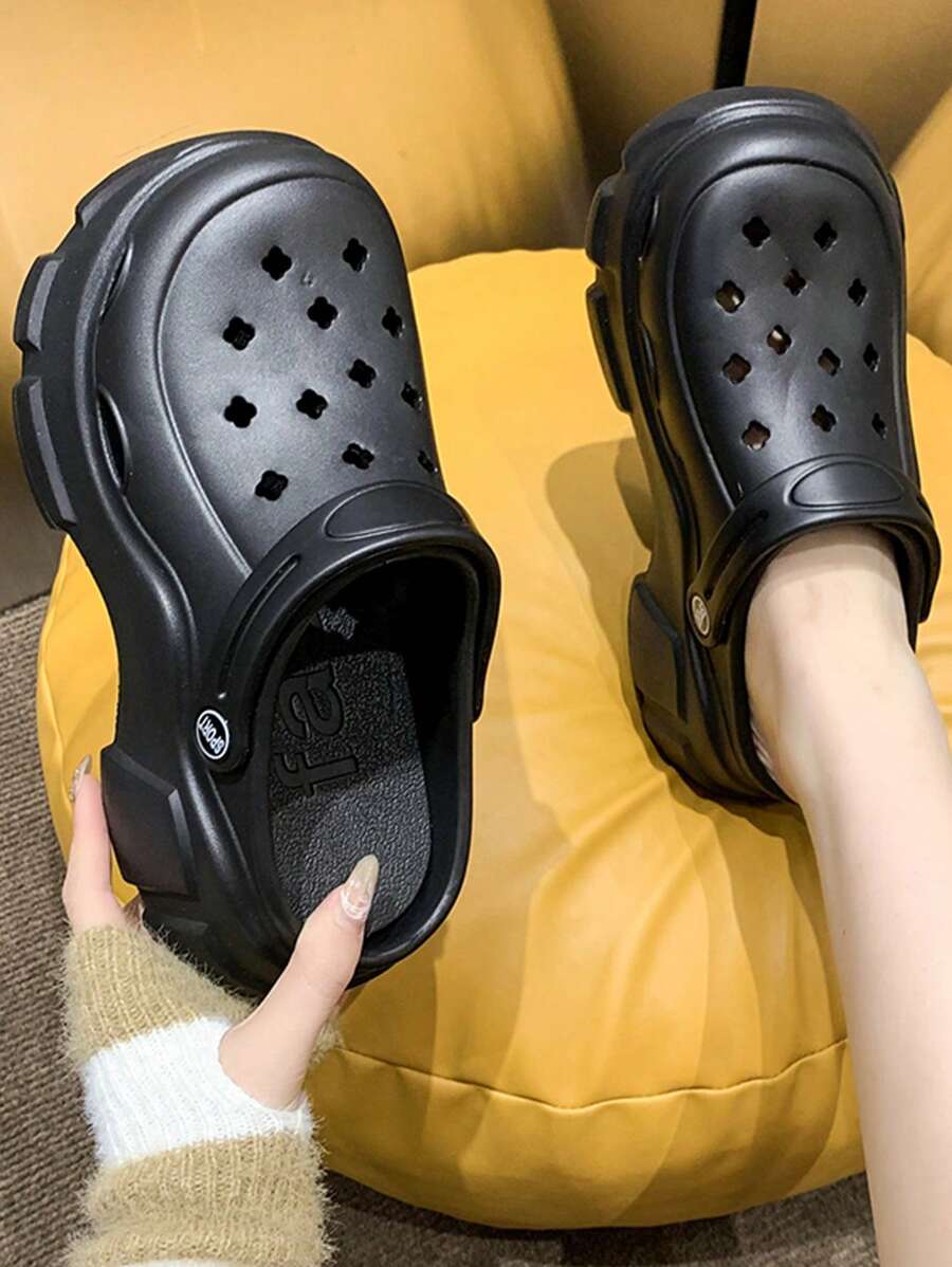 Fashion Black Vented Clogs For Women, Hollow Out Design Two Way Wear EVA Clogs - Black - View 1