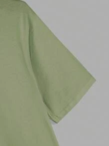 Manfinity Hypemode Men Slogan Graphic Tee - Army Green - View 4