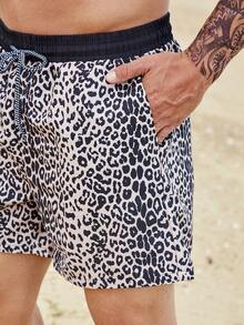 Manfinity Hombres Shorts de natación con estampado de leopardo de cintura con cordón - Multicolor - Ver 5
