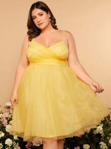 SHEIN Belle Plus Solid Mesh Cami Bridesmaid Dress - Yellow - View 3