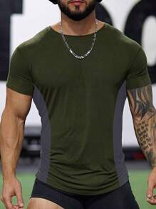 Manfinity Sport Streetwear Hombres Camiseta deportiva de color combinado - Verde militar - Ver 1