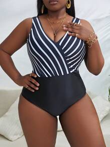 SHEIN Swim Curve Bañador una pieza con estampado de rayas - Blanco y Negro - Ver 1