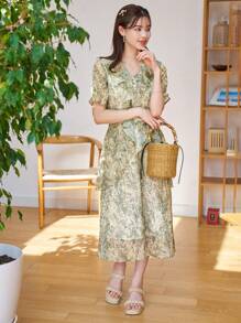 DAZY 满版印花荷叶边泡泡袖连衣裙太阳裙