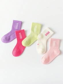 5雙女孩字母圖案休閒中筒襪適合春天和夏天