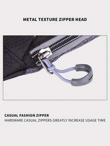 1pc Earphone Hole Detail Waterproof Outdoor Running Bag - Black - View 4