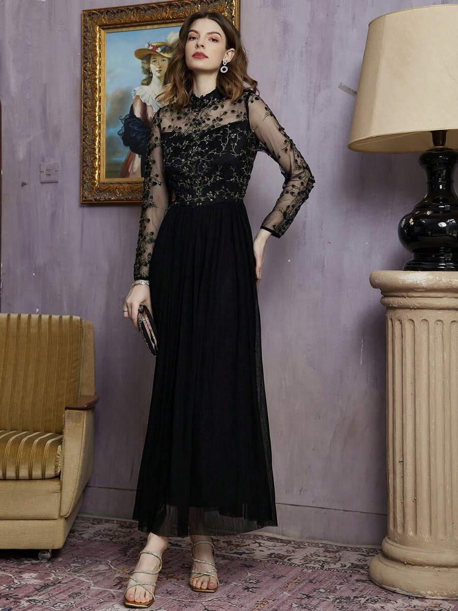 Contrast Floral Lace Bridesmaid Dress - Black - View 1