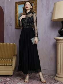 Contrast Floral Lace Bridesmaid Dress - Black - View 4