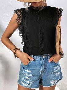 Chiquease 拼接水溶蕾絲貝殼邊小高領後鎖孔襯衫