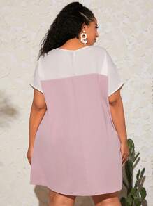 SHEIN CURVE+ Đầm Plus Size ghép mộng kim sa Khối Màu Giải trí - Màu Hồng baby - Xem 2