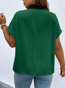 SHEIN LUNE Plus Contrast Panel Batwing Sleeve Blouse - Green - View 2