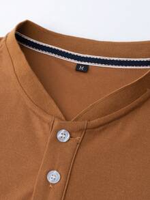 Manfinity Men Graphic Print Half Button Polo Shirt - Brown - View 5