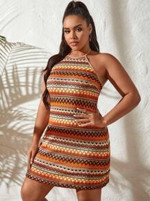 SHEIN VCAY 大碼幾何印花繞頸露背洋裝 - 彩色 - 查看 1