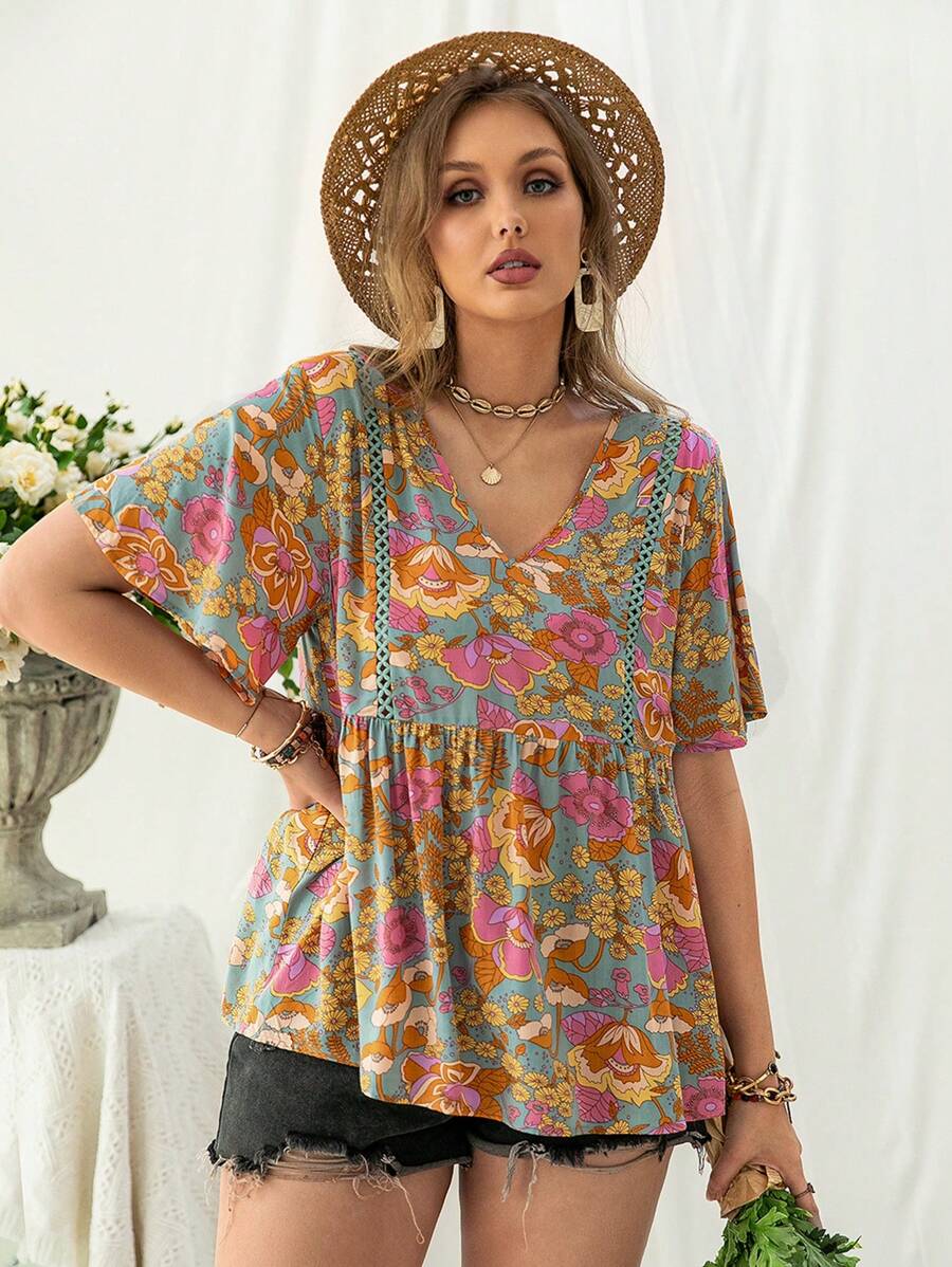 Rusttydustty ملابس علوية للسيدات ذات حجم كبير طراز بوهيمي مطبوعة بالأزهار وياقة على شكل حرف V وأكمام قصيرة, مناسبة للبحر والنزهات والمهرجانات الصيفية