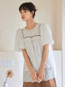 DAZY Eyelet Embroidery Fringe Trim Puff Sleeve Blouse - White - View 4