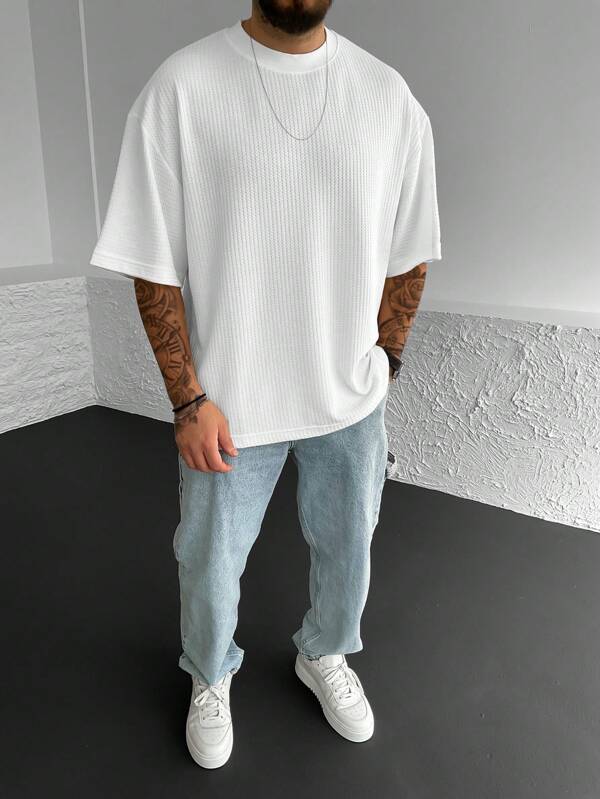 Manfinity Homme Loose Fit Men's Solid Drop Shoulder Round Neck T-Shirt