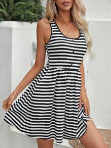 SHEIN LUNE Đầm Nút phía trước Sọc Giải trí - Đen và trắng - Xem 4