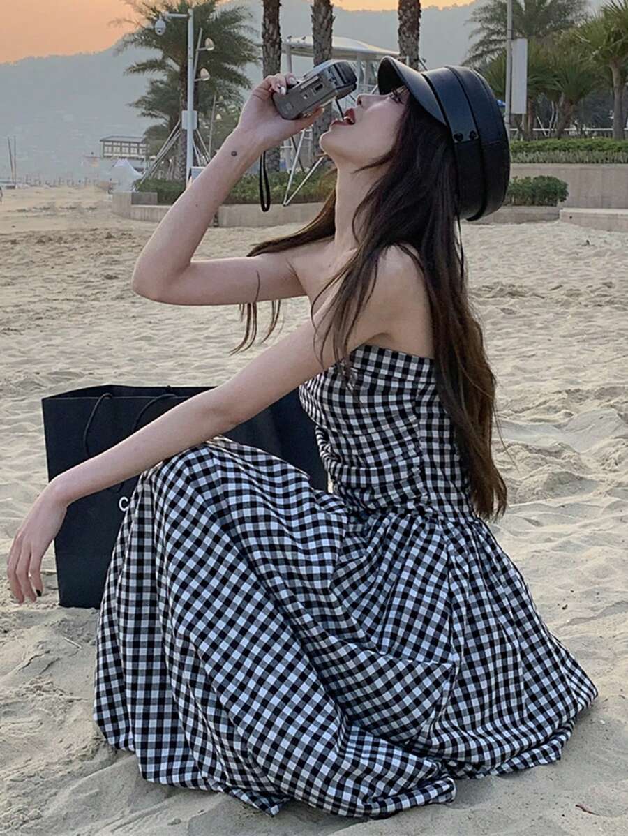 Vestido tubo de guingán fruncido - Blanco y Negro - Ver 1