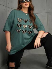 SHEIN Unity Áo thun Plus size In hoa Báo Tim Giải trí - màu xanh lá - Xem 3