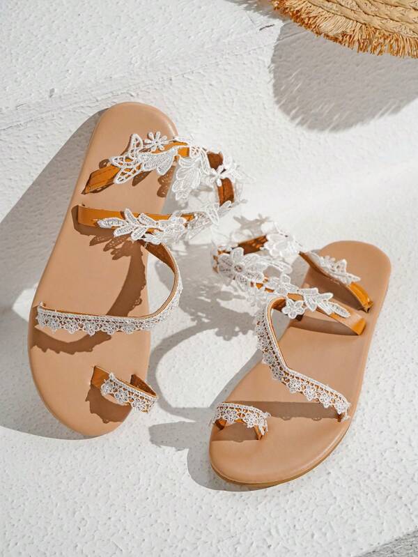 Women White Toe Ring Ankle Strap Sandals, Floral Guipure Lace Decor Toe
