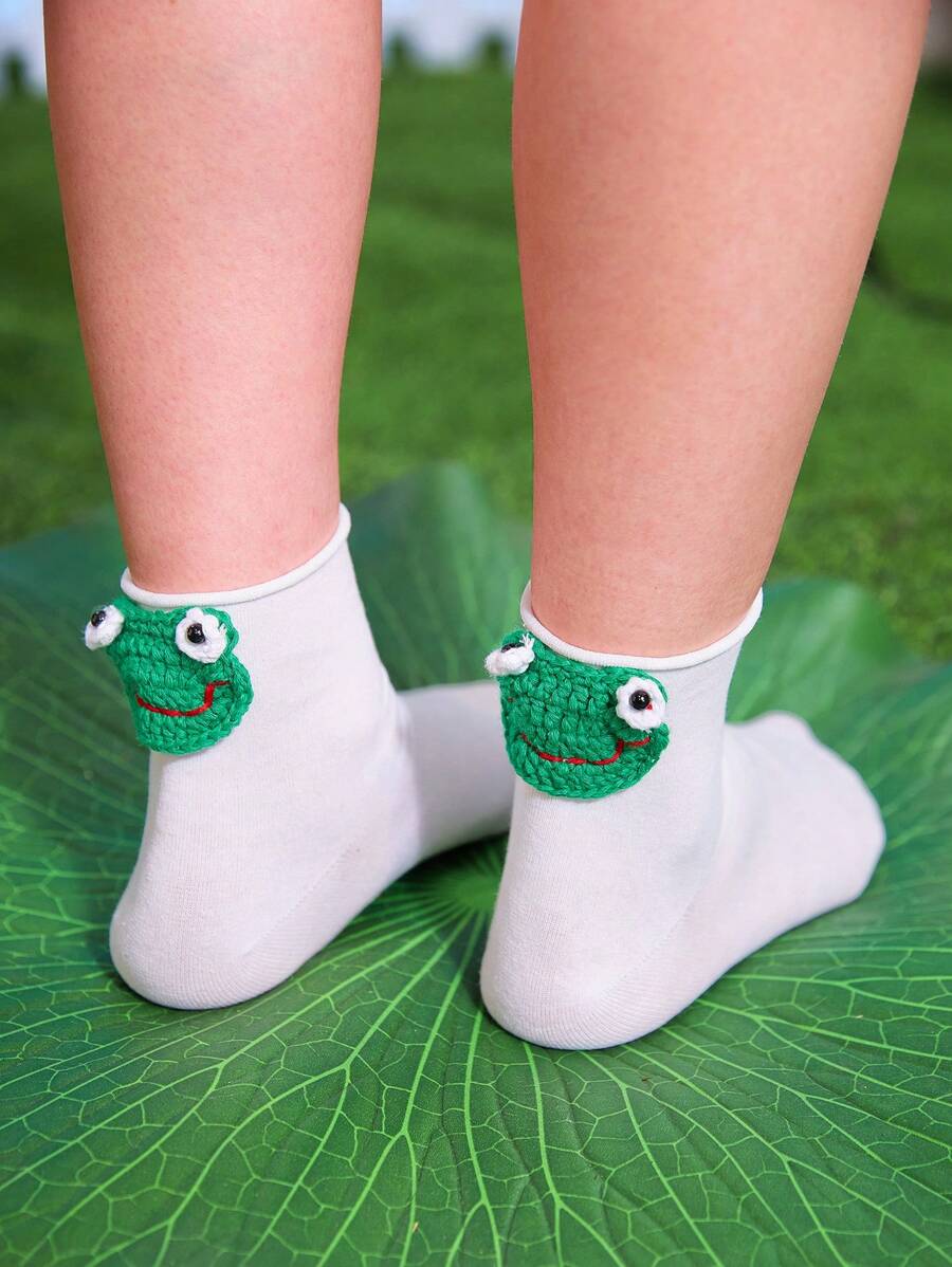 ROMWE Kawaii 1雙女性青蛙裝飾可愛中筒襪適用於日常 - 白色 - 查看 1