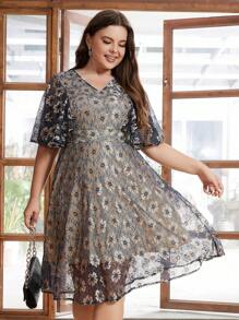Plus Allover Floral Butterfly Sleeve Lace Dress - Blue - View 1