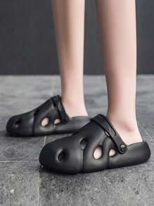 Cool Vented Clogs For Women, Hollow Out Design EVA Clogs - Black - View 1
