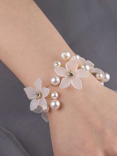 Flower & Faux Pearl Decor Wrist Corsage