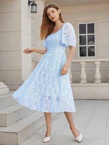 雞心領口泡泡袖蕾絲洋裝