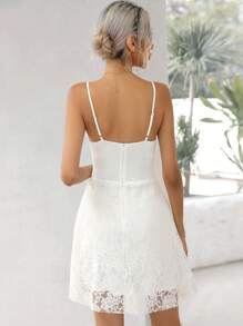 SHEIN Essnce 素色蕾絲覆蓋吊帶連衣裙 - 白色 - 查看 2