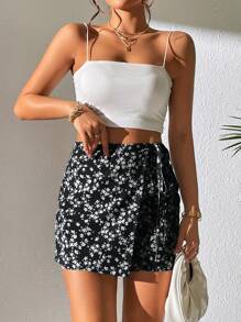SHEIN PETITE 碎花側打結圍裹下擺半身裙 - 黑色 - 查看 3