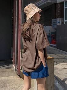 DAZY Letter And Mountain Print Oversized Tee - Mocha Brown - View 2