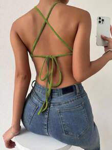 SHEIN Privé Criss Cross Tie Backless Crop Halter Top - Green - View 2