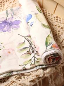 SHEIN 嬰兒女孩新生兒攝影花印紗布包裹毯&帽子 - 彩色 - 查看 6