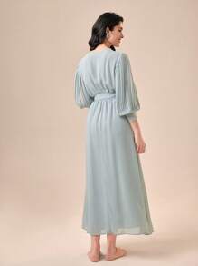 SHEIN Unity 交疊領燈籠袖腰帶睡裙