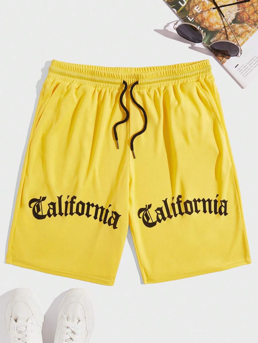 Manfinity Hypemode Hombres Shorts con estampado de letra de cintura con cordón - Amarillo - Ver 1