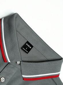 Manfinity Homme 男士長頸鹿印花條紋飾邊POLO衫 - 灰色 - 查看 4