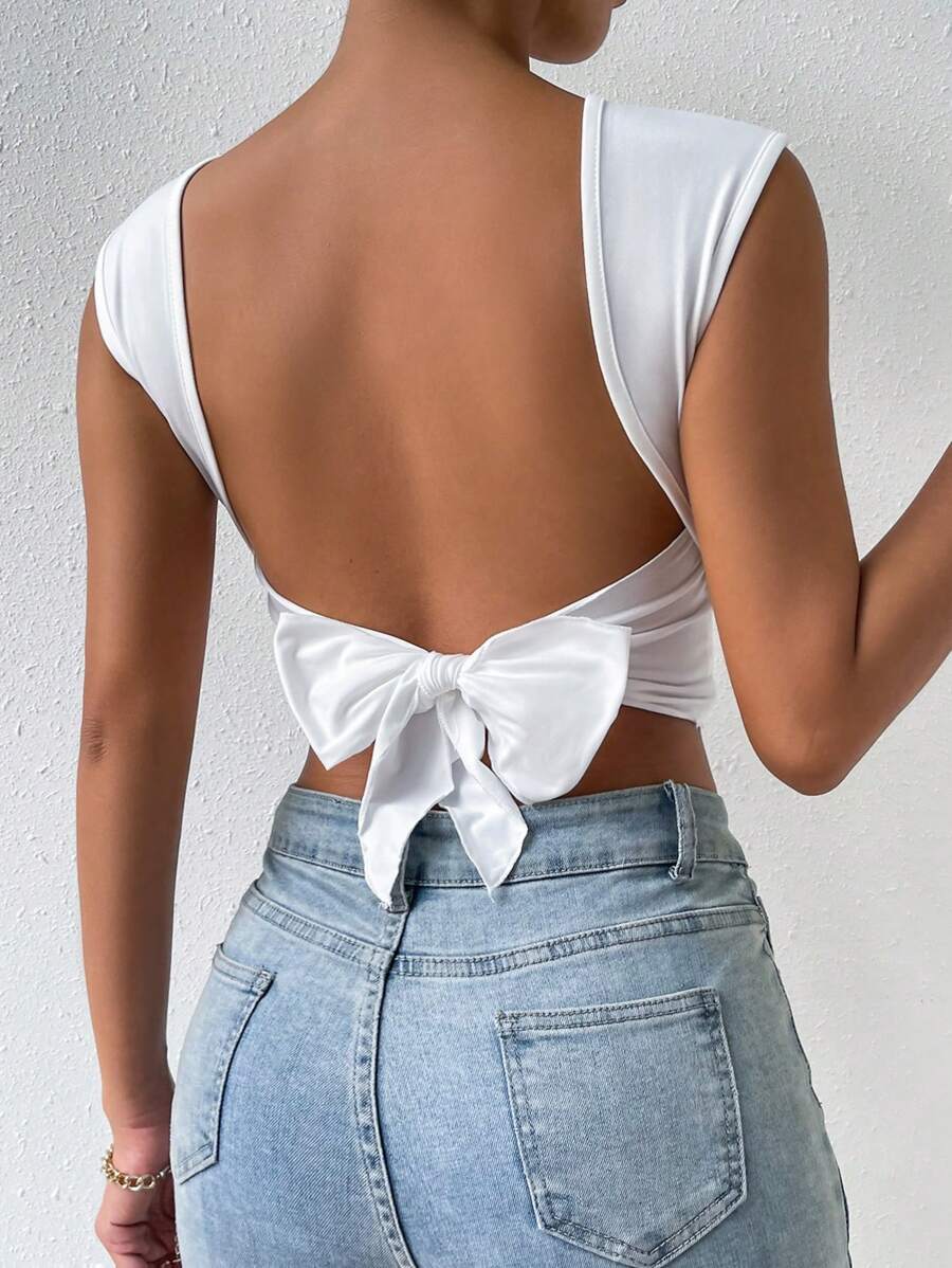 SHEIN ChicEase 素色後背繫帶短款背心 - 白色 - 查看 1